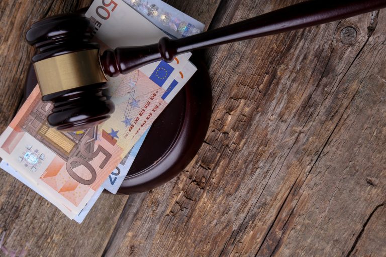 По делу о взятках в Ропажском самоуправлении фигурируют восемь человек