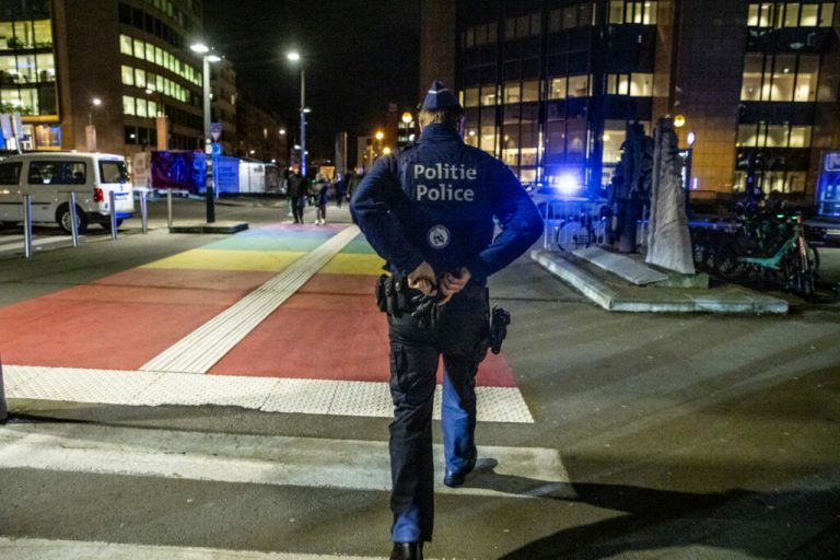 В результате полицейской спецоперации в квартале институтов ЕС в Брюсселе задержаны вооруженные торговцы «роскошными часами»