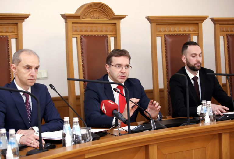 КС: запрет русского языка в частных вузах соответствует Конституции