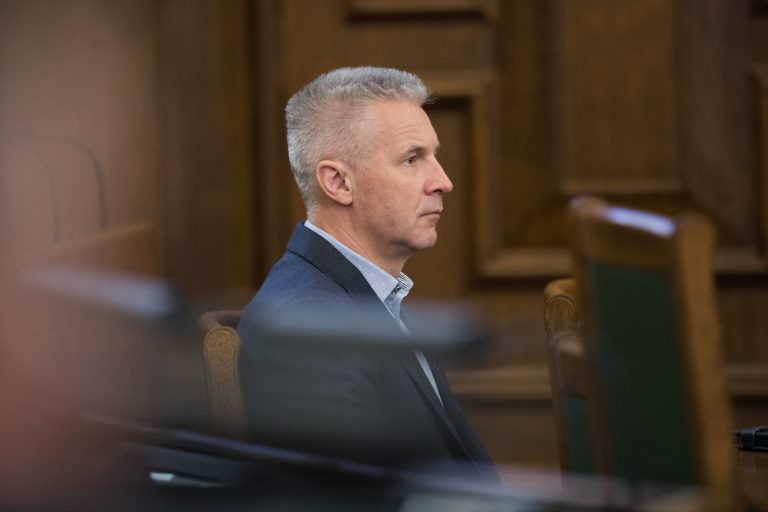 Пабрикс: дело о закупках бросает тень на всю сферу обороны, но это не система