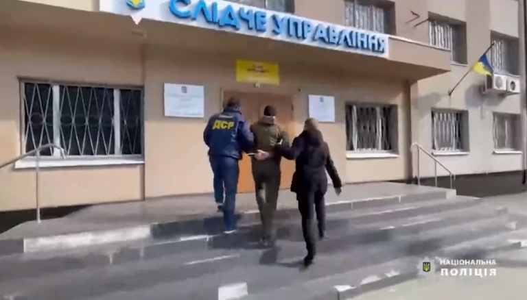 В Украине задержана группа телефонных мошенников; большинство пострадавших — жители Латвии
