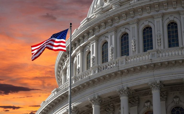 Конгресс США проведет слушания о контроле над расходами на помощь Украине