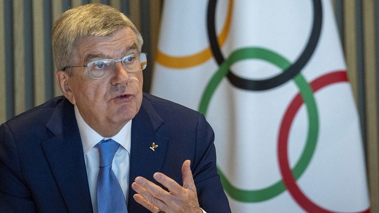 МОК рекомендовал допускать российских спортсменов в нейтральном статусе