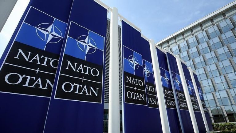НАТО проводит учения по управлению кризисными ситуациями