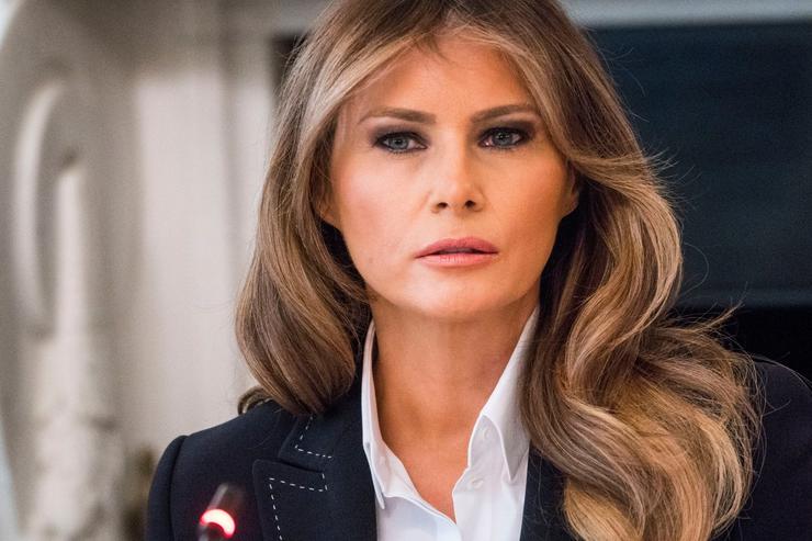 Мелани Трамп выступила с первым заявлением по обвинению мужа