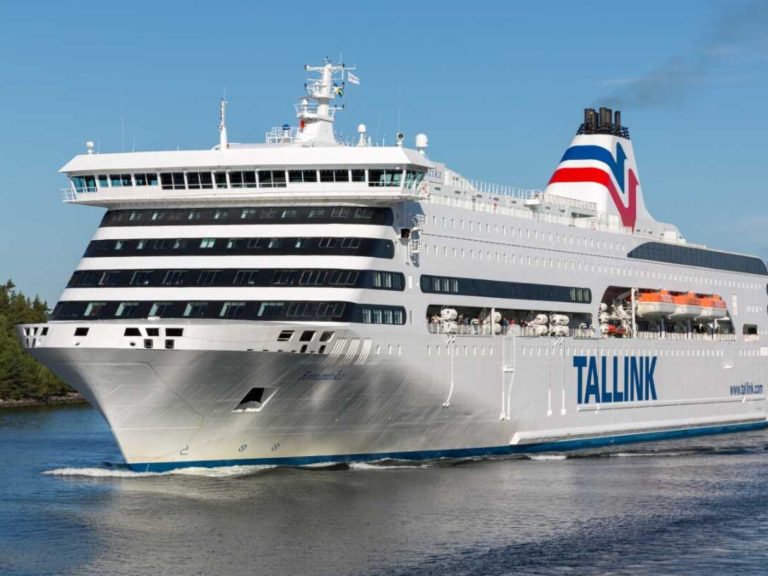 Tallink планирует уволить 500 работников в Эстонии и Латвии