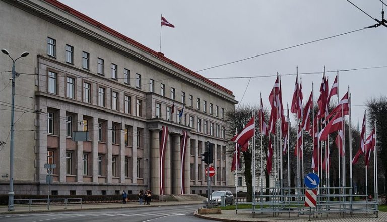 Сегодня в Риге пройдет пикет в связи с убийством женщины в Екабпилсе