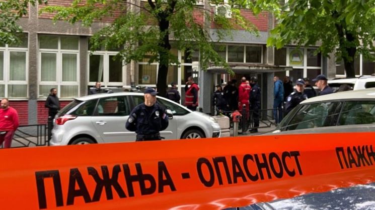 Подросток открыл стрельбу в школе в Белграде. Есть жертвы (информация обновлена)