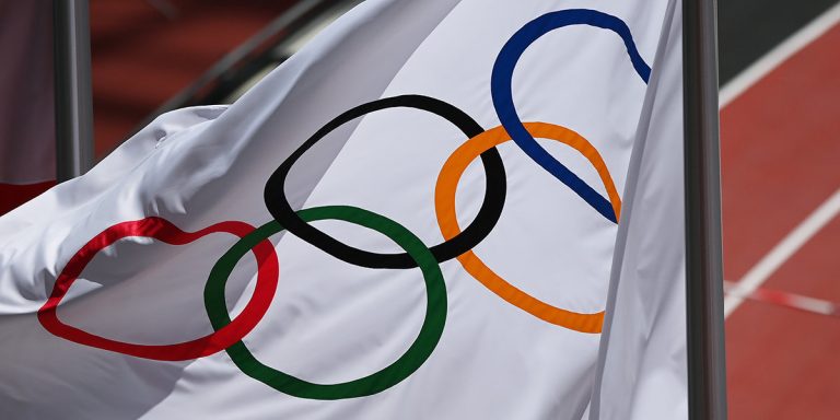 Российских спортсменов допустят на Олимпиаду в Париже в качестве «команды беженцев»