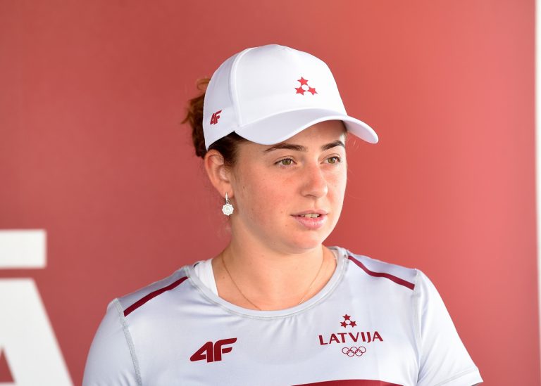 Елена Остапенко одержала еще одну победу и вышла в финал теннисного турнира в Бирмингеме