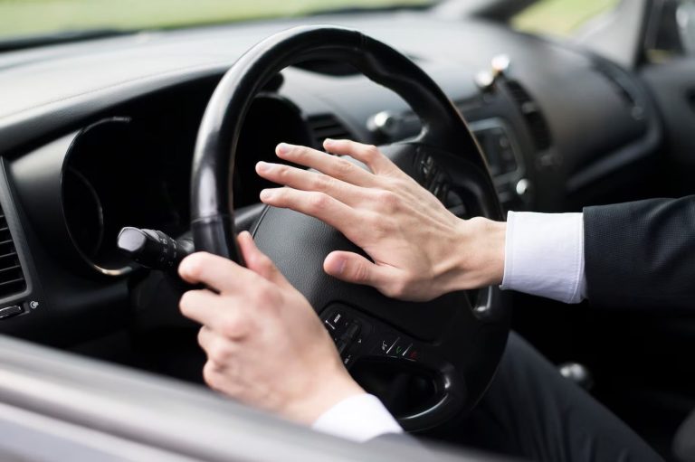 В Янову ночь авто насмерть сбило женщину-пешехода и скрылось с места ДТП