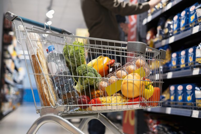 Lidl продолжает снижение цен на все основные группы продуктов питания