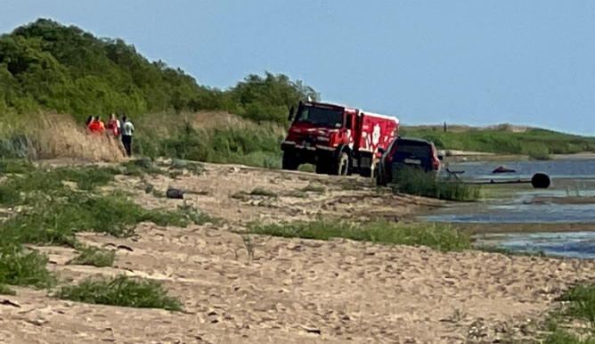 Дети спаслись, а взрослые погибли в море: в Айнажи произошел трагический случай