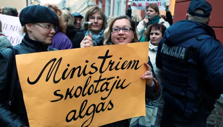 Спор педагогов и министерства образования продолжается. Выполнены ли требования забастовки?
