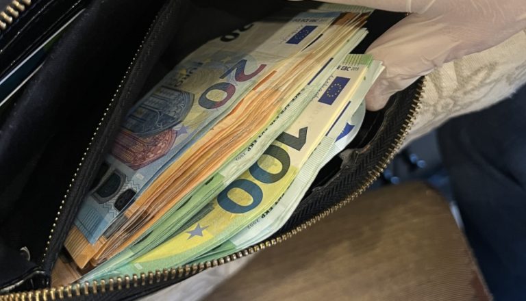 Задержана организованная группа, занимавшаяся торговлей синтетическими опиоидами.