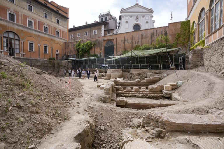 В нескольких шагах от Ватикана обнаружены руины древнего театра Нерона