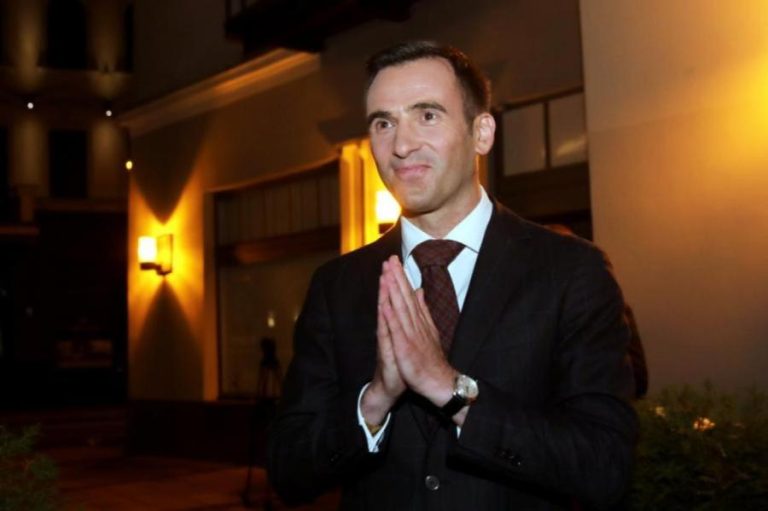 Cтакис назвал причину своего ухода в отставку