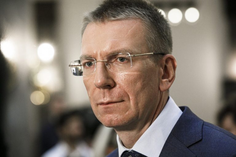 Ринкевич: детям убитой в Екабпилсе женщины надо выплатить по 50 тысяч евро