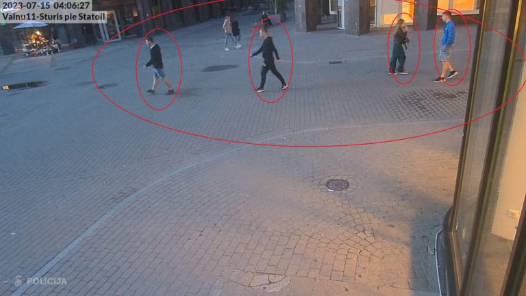 Подозреваются в совершении преступления: Госполиция просит опознать людей