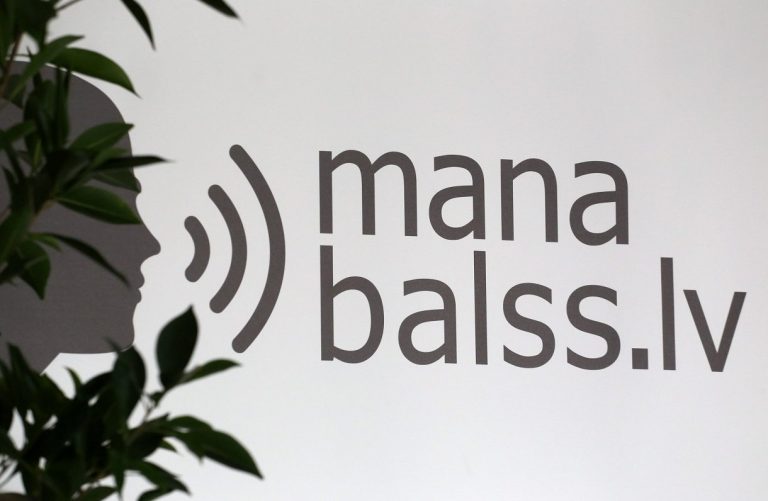 На «Manabalss.lv» собирают подписи против продления языкового экзамена для граждан России