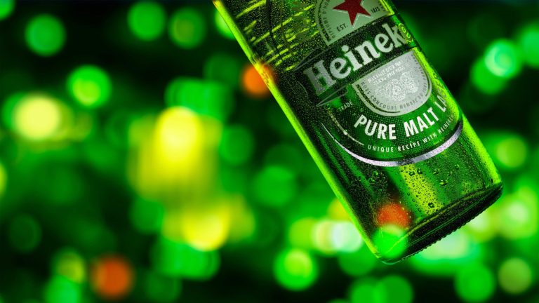 Heineken продал свой бизнес в России за 1 евро