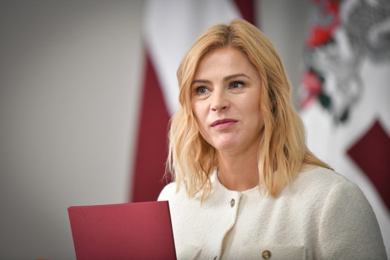 Силиня готова подождать решения «Объединенного списка», но продолжит формирование коалиции