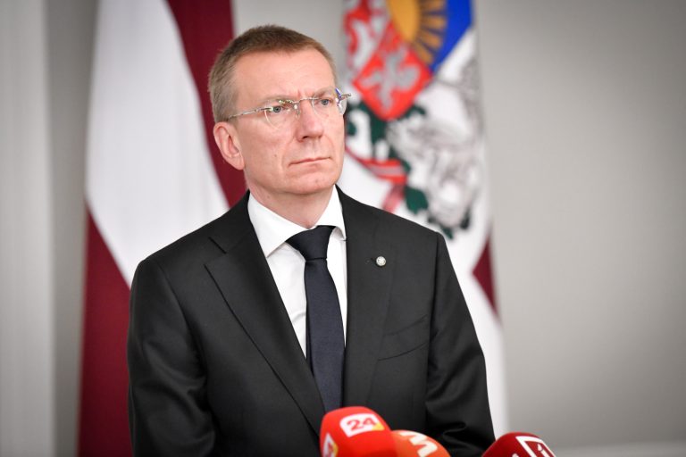 Ринкевич призвал партии не отказываться от попыток сформировать более широкую коалицию и не затягивать процесс
