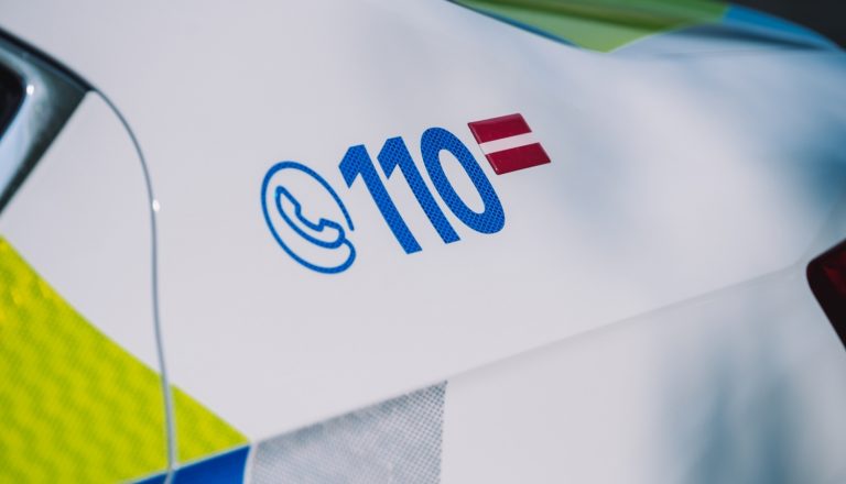За минувшие сутки в ДТП пострадали 16 человек