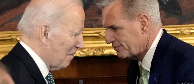 В Конгрессе США начинают расследование с целью импичмента президента Байдена
