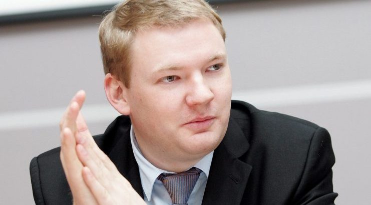Экс-спикер Смилтенс может пересесть в кресло секретаря Сейма