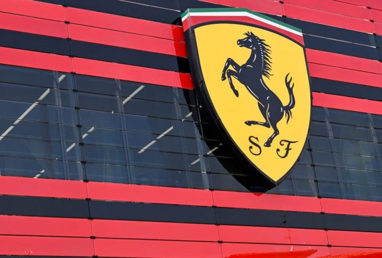 Ferrari будет принимать криптовалюту в качестве оплаты за свои автомобили в США