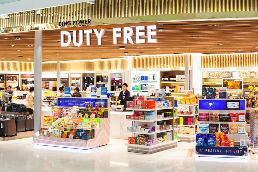 Названа самая невыгодная покупка в duty free