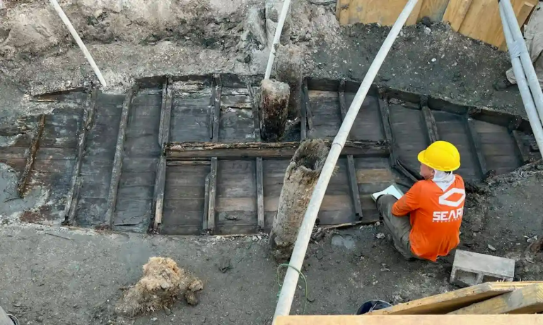 Во Флориде нашли лодку XIX века с артефактами