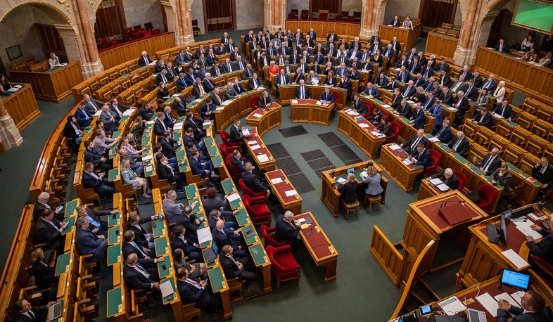 Парламент Венгрии отказался рассмотреть ратификацию вступления Швеции в НАТО