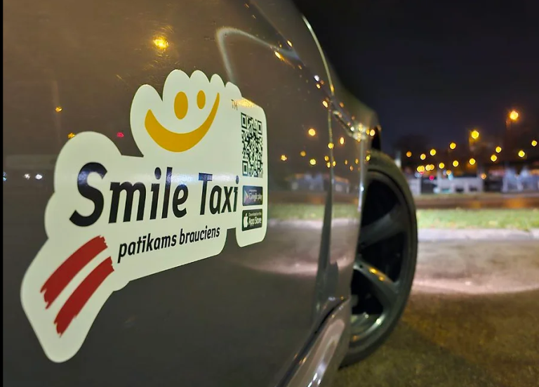 Smile Taxi запустило мобильное приложение для заказов