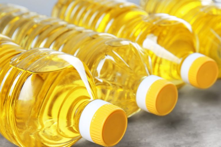 «Поляки не хотят впускать ни украинское зерно, ни другие продукты». Аналитики прогнозируют рост цен