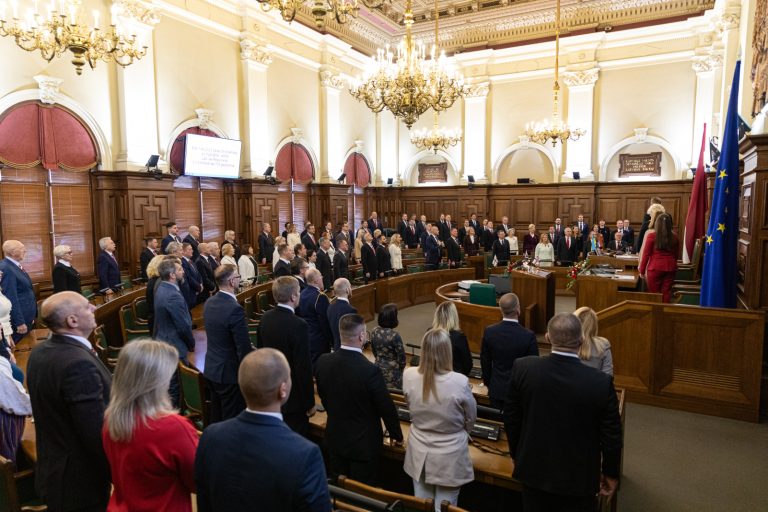 Референдум о роспуске Сейма: уже подписались 30 000 человек
