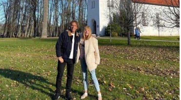 Воскресенье в Сигулде:  Максим Галкин разместил в соцсети фото с Аллой Борисовной