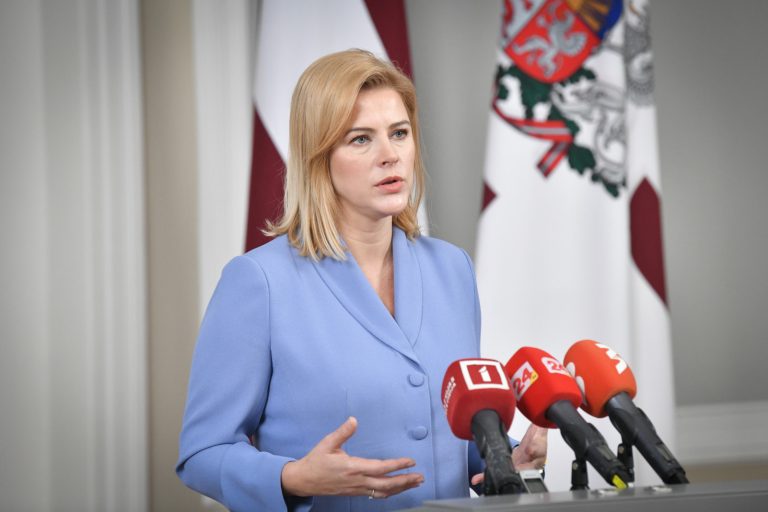 Силиня: бюджет не сможет удовлетворить все потребности - их много