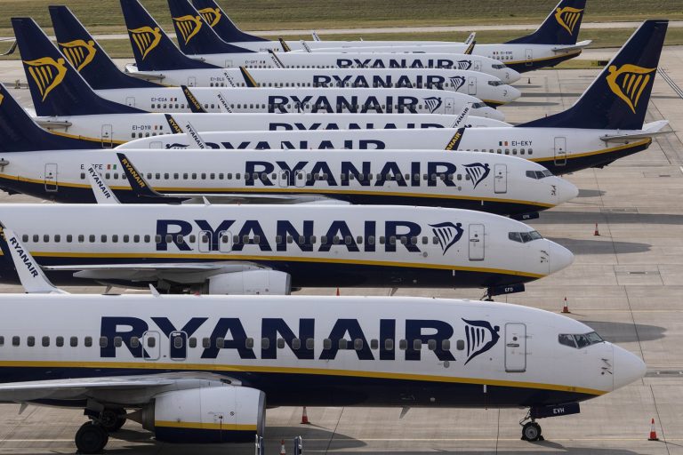 Ryanair возвращает в Литву 15 направлений