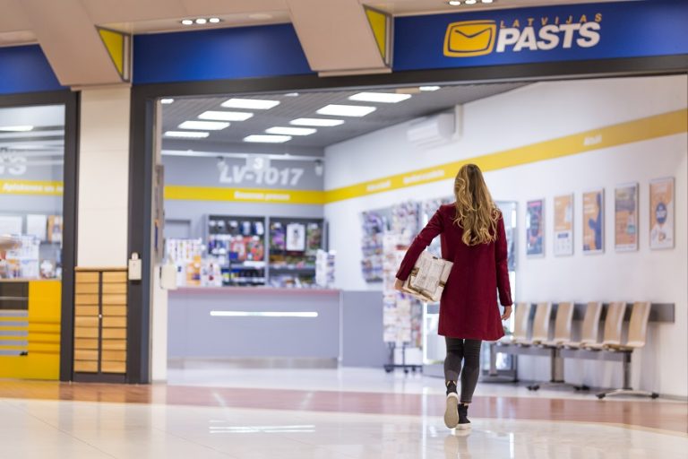 «Latvijas Pasts» планирует перебраться в торговые центры