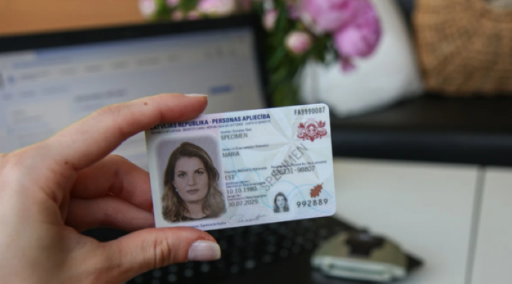Около 2200 граждан РФ в Латвии не отреагировали на письма УГДМ 