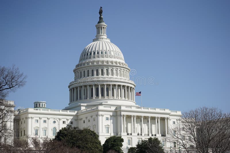 США под угрозой шатдауна: Конгресс готовит временный законопроект о продлении государственного финансирования до марта