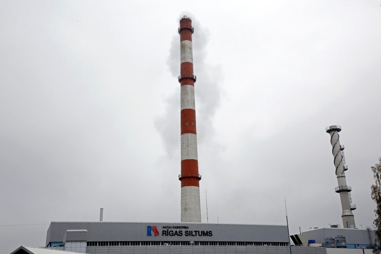 С июня снизятся тарифы «Rīgas siltums» — на сколько?