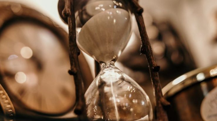 Невероятно! Почти половина населения Земли живет не в 2024 году