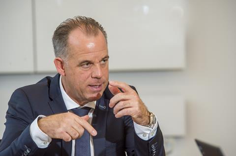 airBaltic: рейсы в Лиепаю экономически не оправданы, но должны остаться