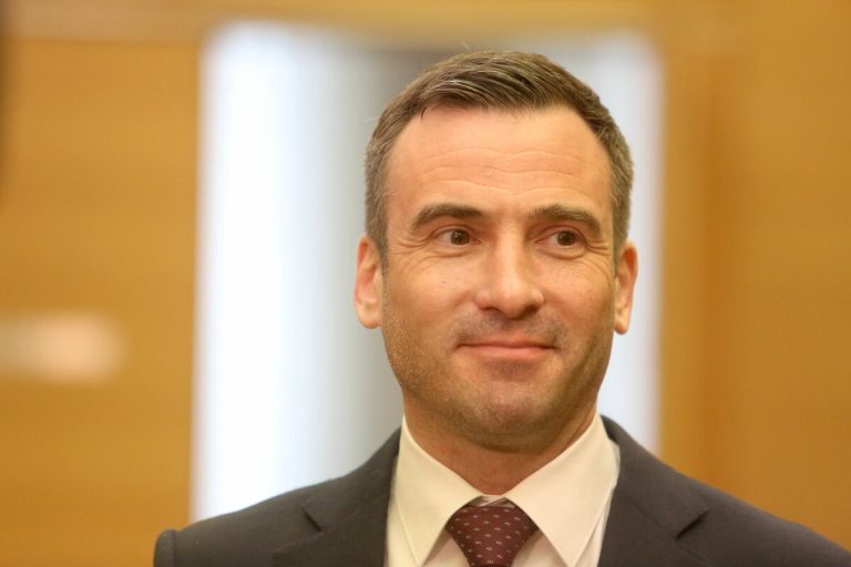 Экс-мэр Риги Стакис стал «Прогрессистом»