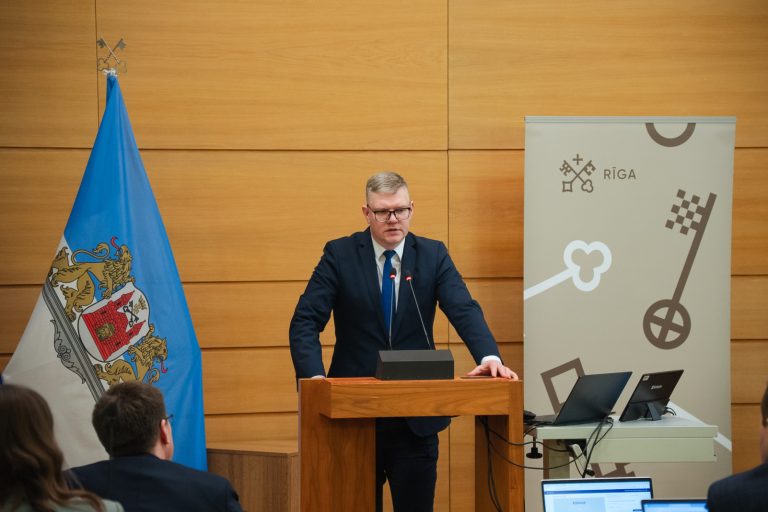 Рижская дума утвердила бюджет на 2024 год: расходов почти на 200 млн больше, чем доходов