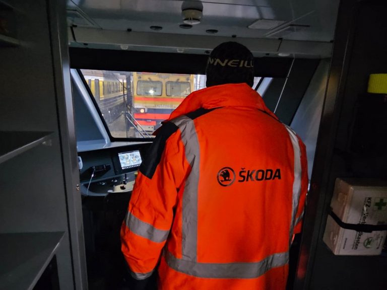 К концу недели добавятся еще два электропоезда Škoda Vagonka — дефекты устранены