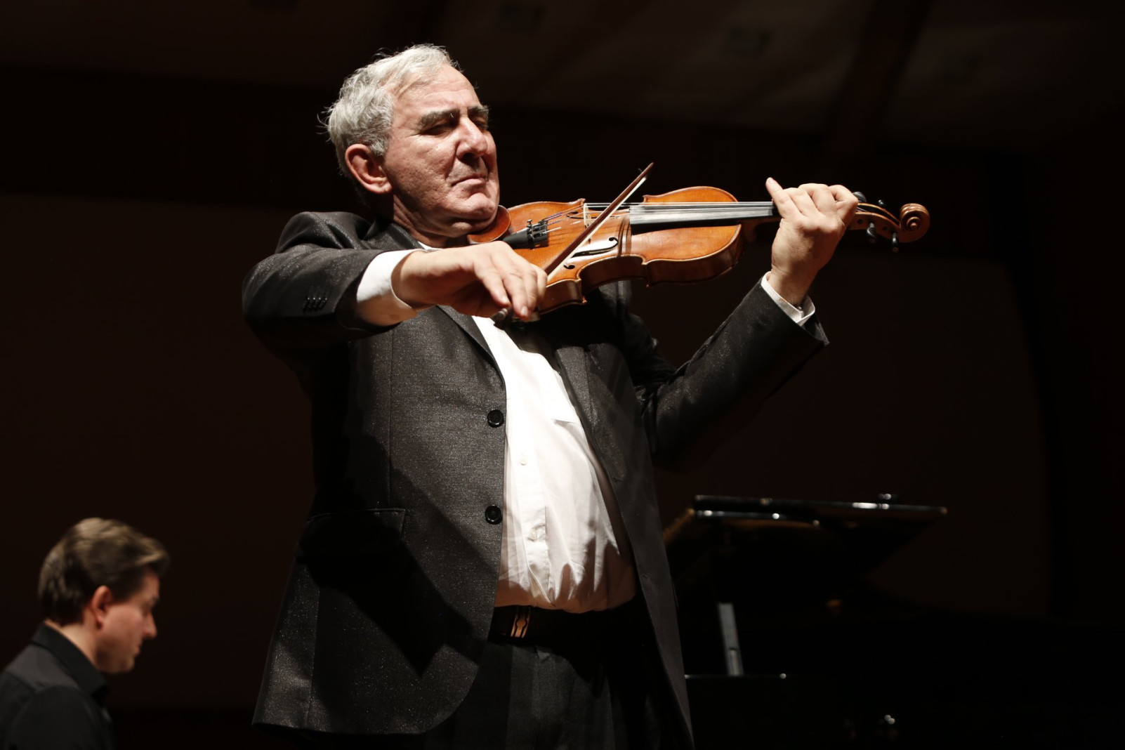 музыкант солист. самойлов, вадим рудольфович. музыкант солист. глеб самойлов агата кристи. солист браво роберт ленц.